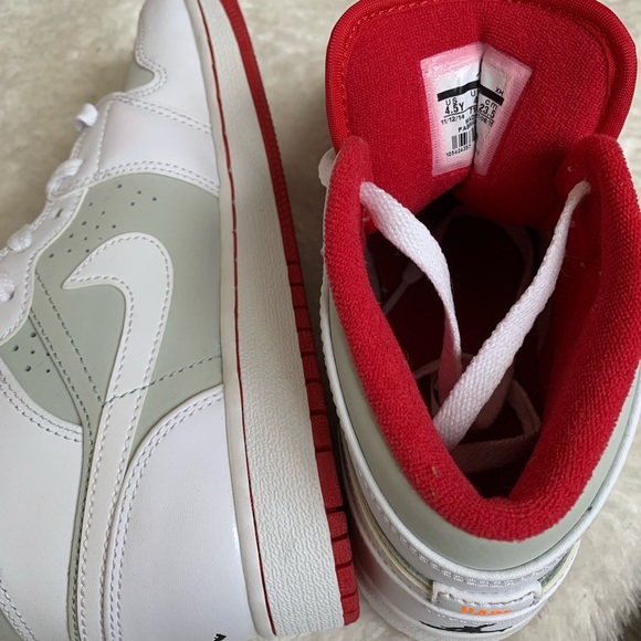 AIR JORDAN 1 RETRO 'HARE' 2009 - Picture 2 of 6